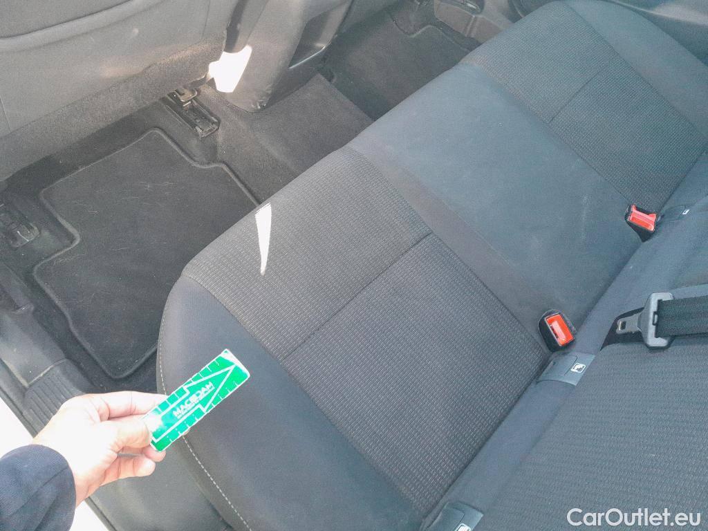  Nissan  Qashqai NISSAN  / 2021 / 5P / todoterreno DIG-T 103kW (140CV) mHEV 4x2 Acenta #4