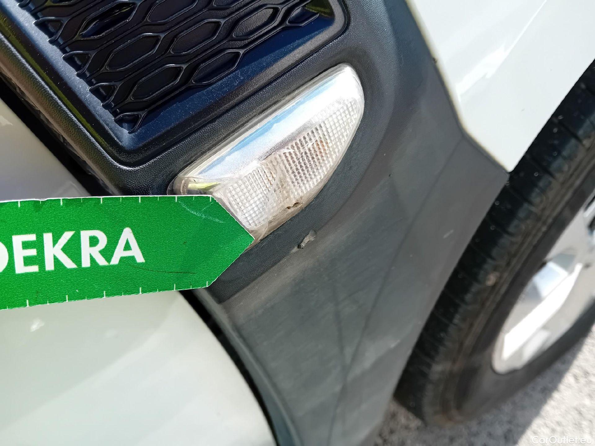  Dacia  Duster DACIA  / 2018 / 5P / todoterreno Comfort TCE 74kW(100CV) ECO-G 4X2 #42