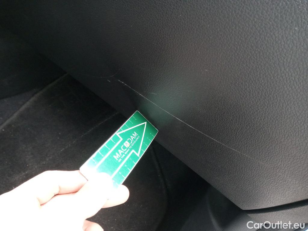  Hyundai  Tucson HYUNDAI  / 2018 / 5P / todoterreno 1.6 CRDI 100kW (136CV) 48V N-Line 4X2 #25