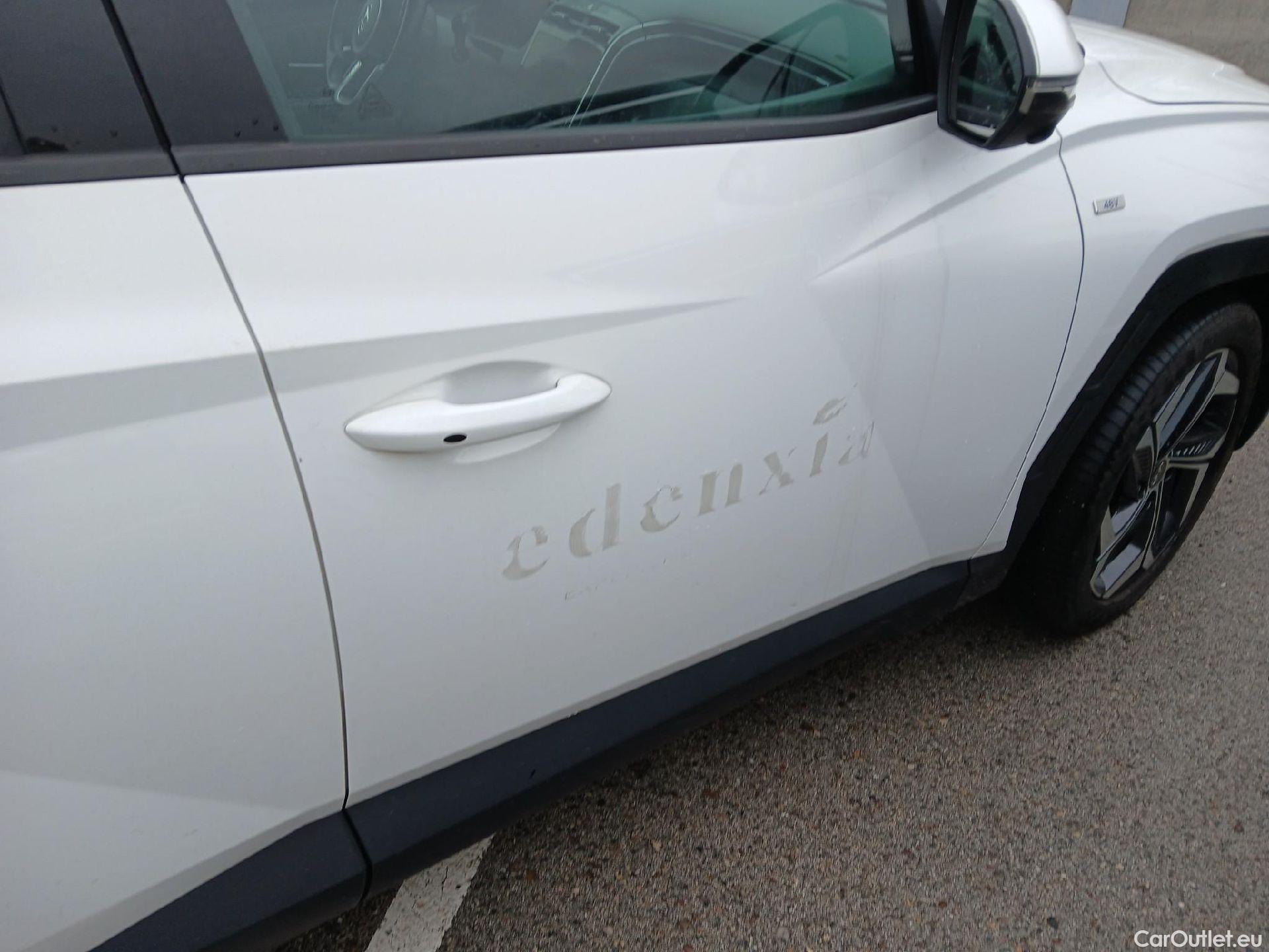  Hyundai  Tucson HYUNDAI  / 2020 / 5P / todoterreno 1.6 TGDI 132kW (180CV) 48V Style DCT 4x4 #9