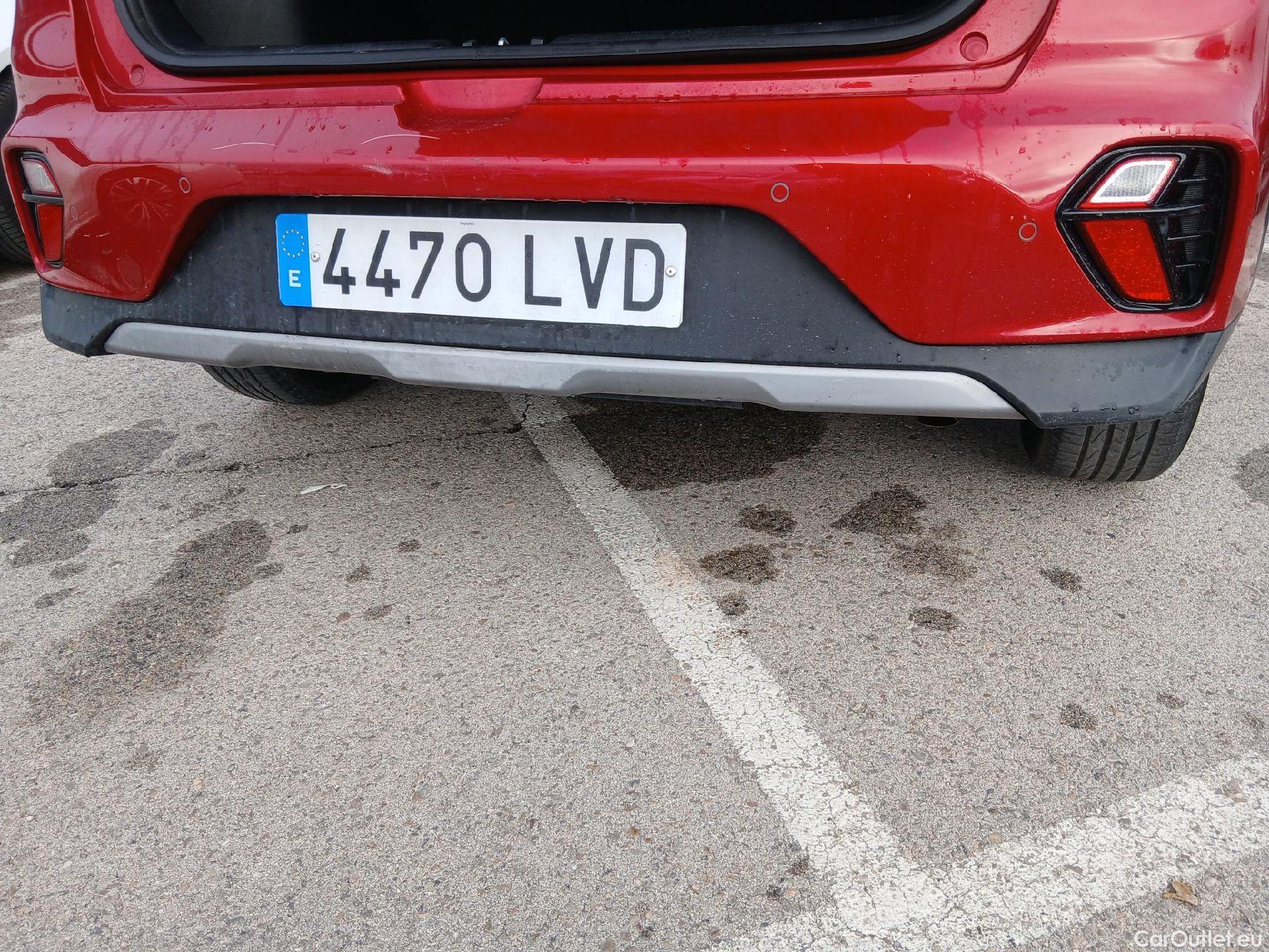  KIA  Niro KIA  / 2019 / 5P / crossover 1.6 GDi HEV 104kW (141CV) Drive #17