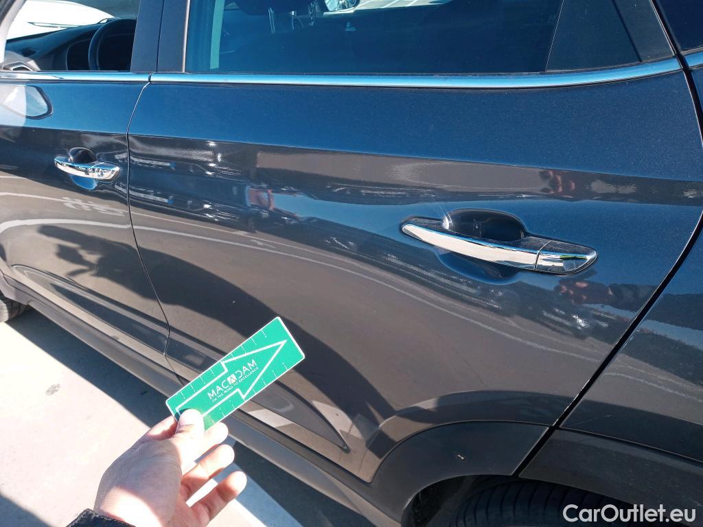  Hyundai  Tucson HYUNDAI  / 2018 / 5P / todoterreno 1.6 CRDI 85kW (116CV) 48V Tecno 4X2 #9