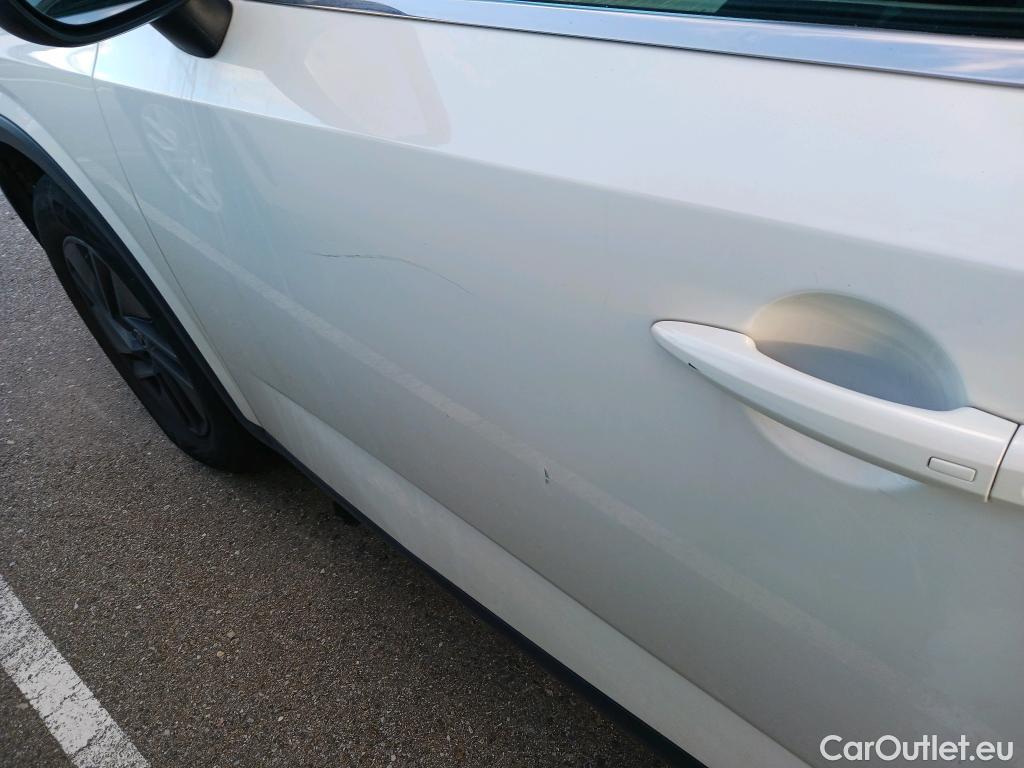  Nissan  Qashqai NISSAN  / 2021 / 5P / todoterreno DIG-T 116kW (158CV) mHEV Xtronic Acenta (AC2) #14