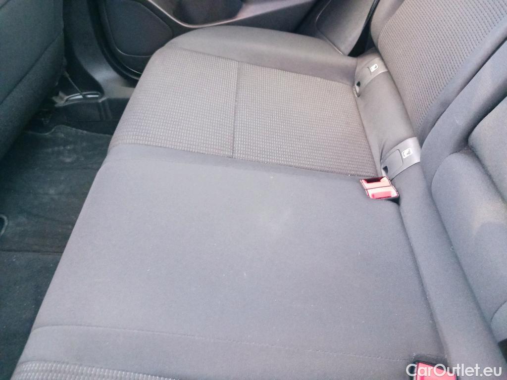  Nissan  Qashqai NISSAN  / 2021 / 5P / todoterreno DIG-T 116kW (158CV) mHEV Xtronic Acenta (AC2) #4