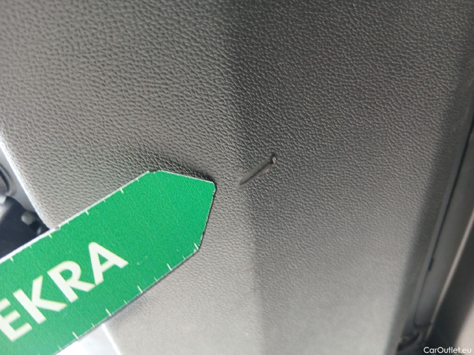  Opel   Grandland X OPEL Grandland / 2021 / 5P / todoterreno 1.5 CDTi Business Edition Auto #24