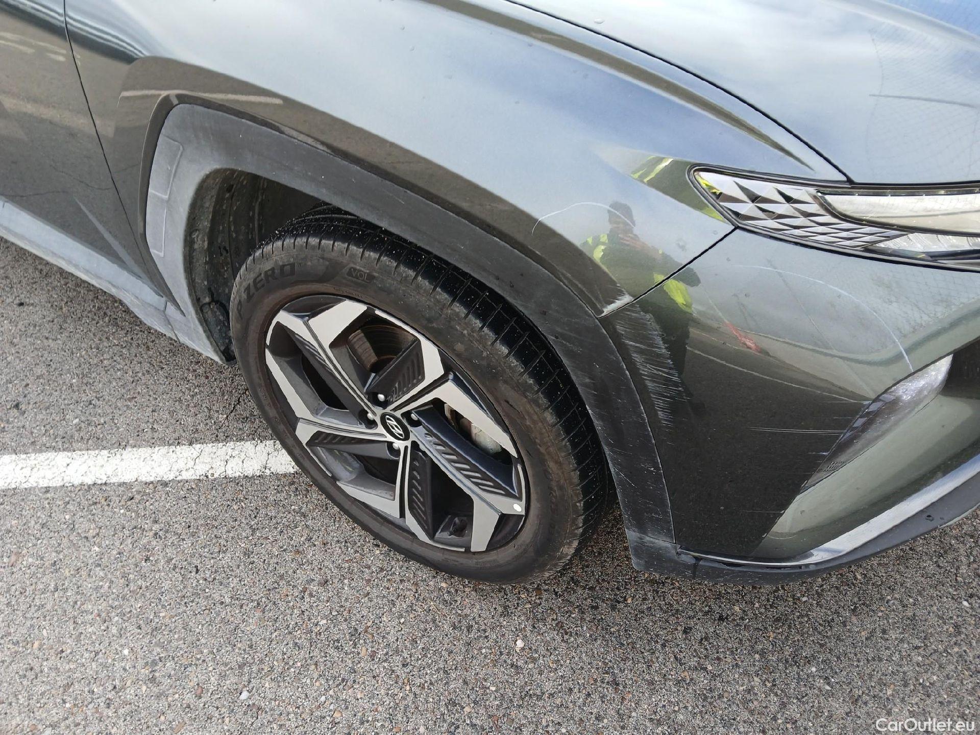  Hyundai  Tucson HYUNDAI  / 2020 / 5P / todoterreno 1.6 TGDI PHEV 195kW Maxx Auto 4X4 #12