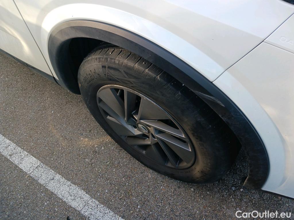  Nissan  Qashqai NISSAN  / 2021 / 5P / todoterreno DIG-T 116kW (158CV) mHEV Xtronic Acenta (AC2) #17