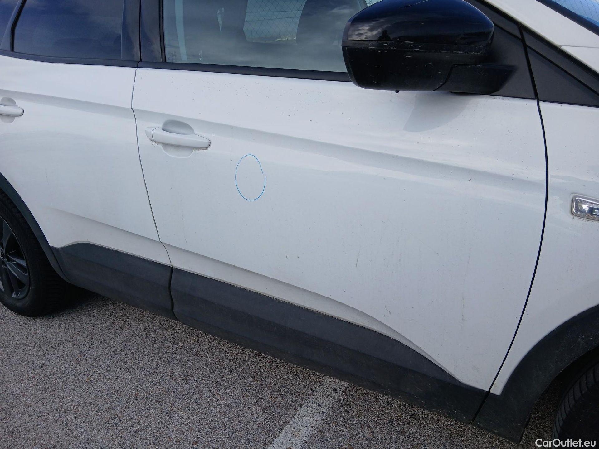  Opel   Grandland X OPEL Grandland / 2021 / 5P / todoterreno 1.5 CDTi Business Edition Auto #31