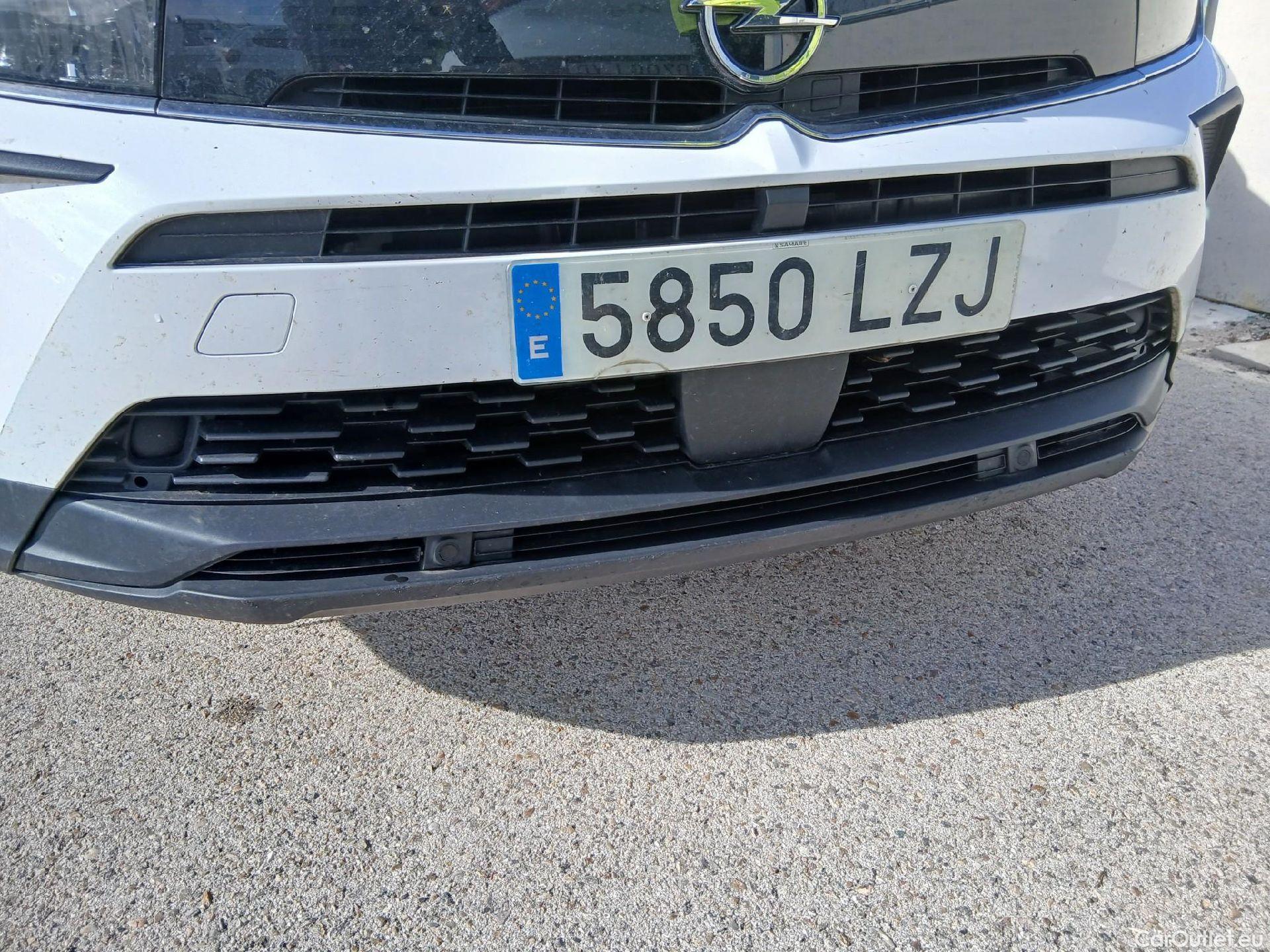  Opel   Grandland X OPEL Grandland / 2021 / 5P / todoterreno 1.5 CDTi Business Edition Auto #5