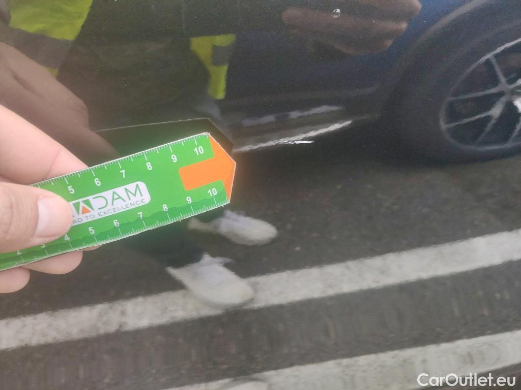  Mercedes  G-Klasee MERCEDES-BENZ GLC Coupé / 2019 / 5P / coupé GLC 220 d 4MATIC #8