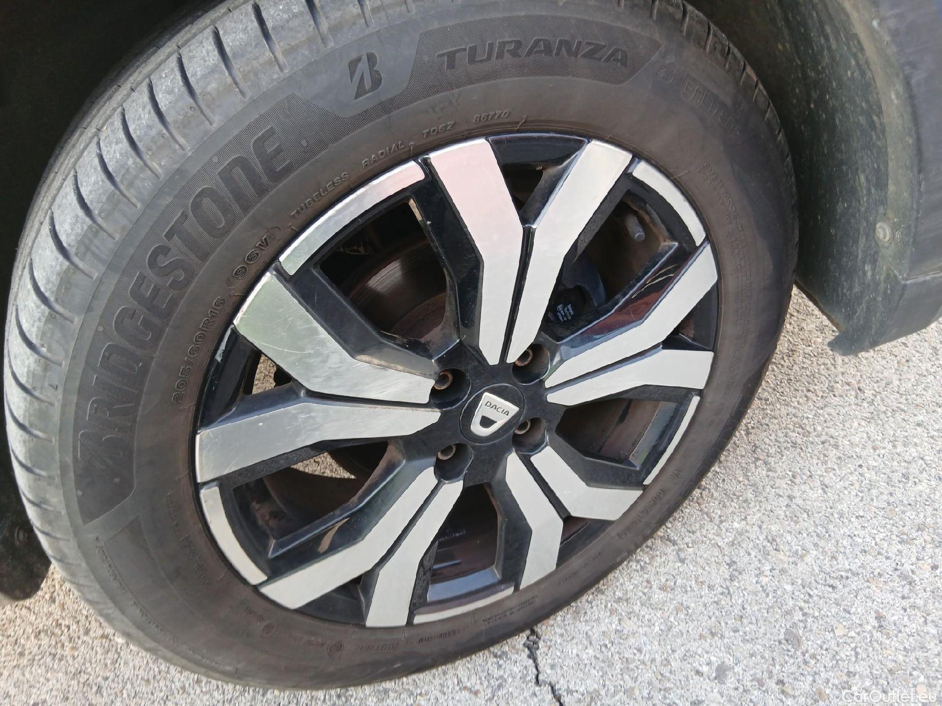  Dacia  Sandero DACIA  / 2020 / 5P / berlina con portón Stepway Comfort 74kW (100CV) ECO-G #54