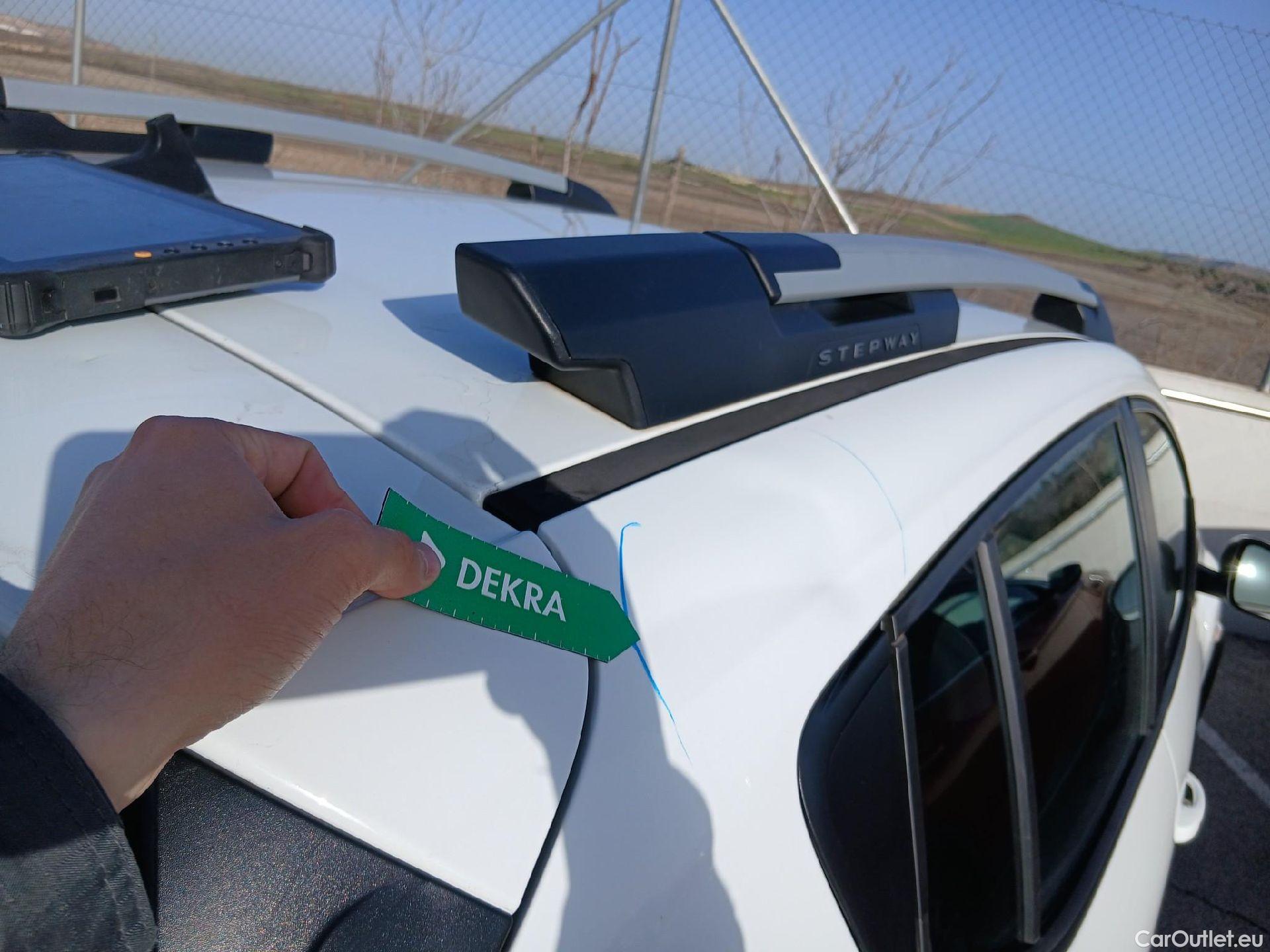  Dacia  Sandero DACIA  / 2020 / 5P / berlina con portón Stepway Comfort 74kW (100CV) ECO-G #44