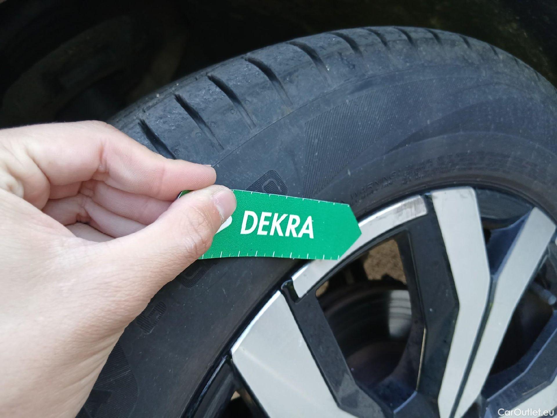  Dacia  Sandero DACIA  / 2020 / 5P / berlina con portón Stepway Comfort 74kW (100CV) ECO-G #11