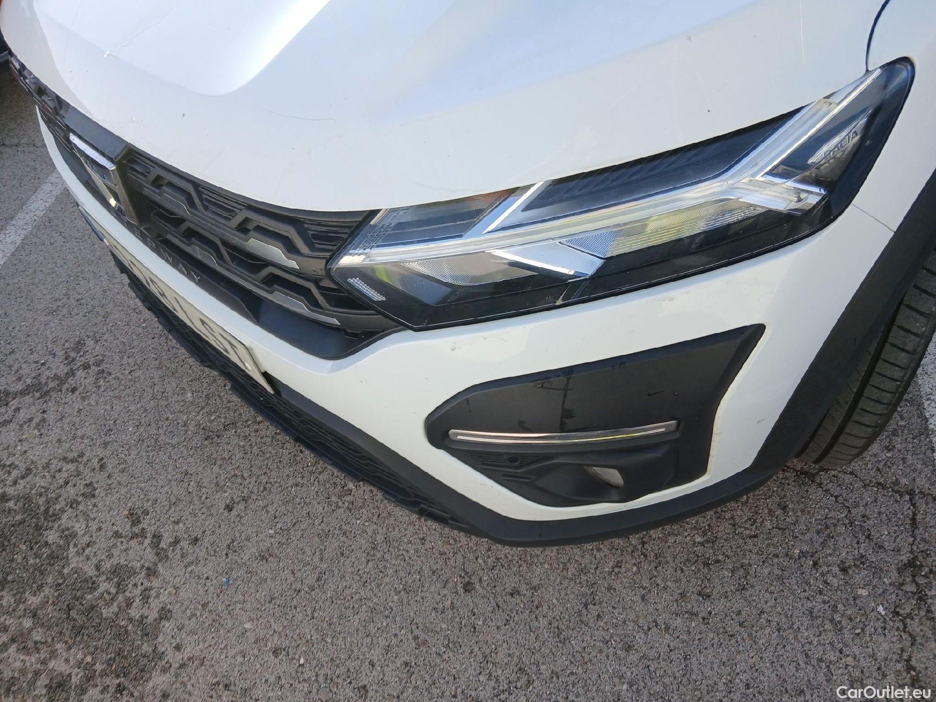  Dacia  Sandero DACIA  / 2020 / 5P / berlina con portón Stepway Comfort 74kW (100CV) ECO-G #1