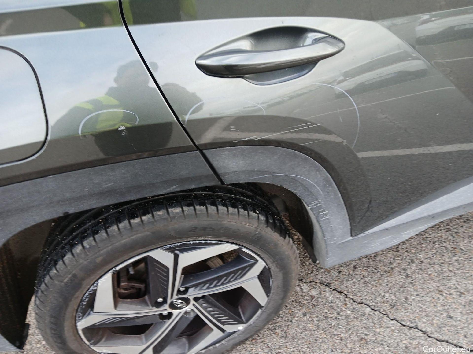  Hyundai  Tucson HYUNDAI  / 2020 / 5P / todoterreno 1.6 TGDI PHEV 195kW Maxx Auto 4X4 #32