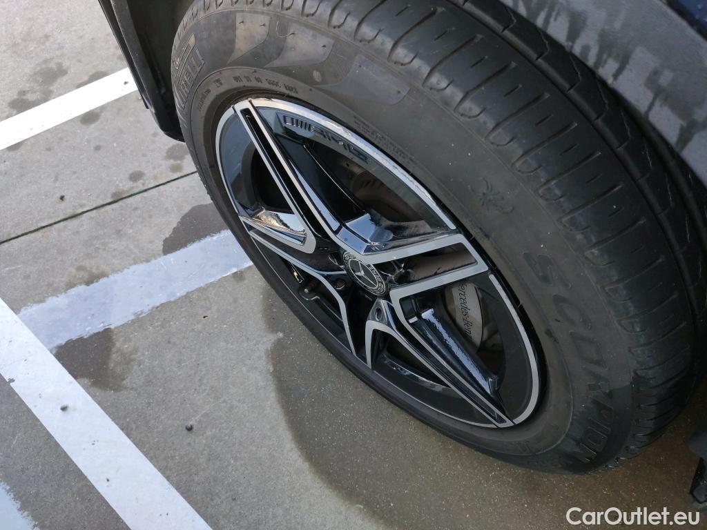  Mercedes  G-Klasee MERCEDES-BENZ GLC Coupé / 2019 / 5P / coupé GLC 300 de 4MATIC #3