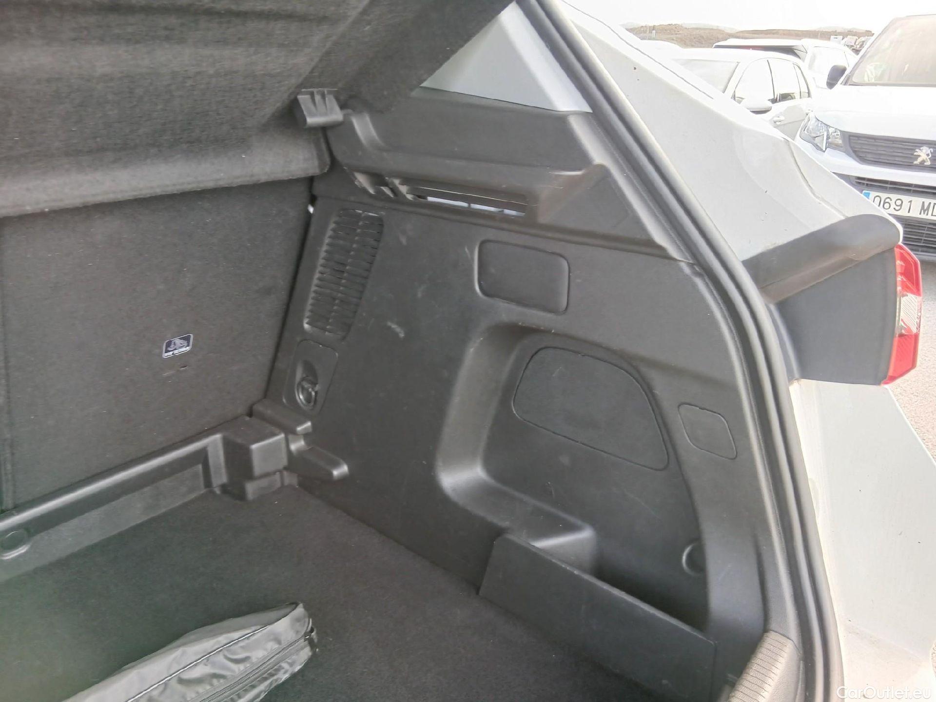  Opel   Grandland X OPEL Grandland / 2021 / 5P / todoterreno 1.5 CDTi Business Edition Auto #26