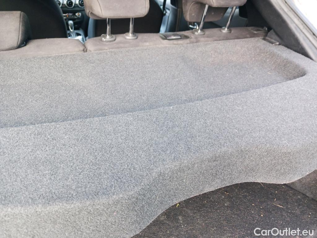  Nissan  Juke NISSAN  / 2019 / 5P / crossover DIG-T 84 kW (114 CV) DCT 7 V N-Connecta (AC2) #8