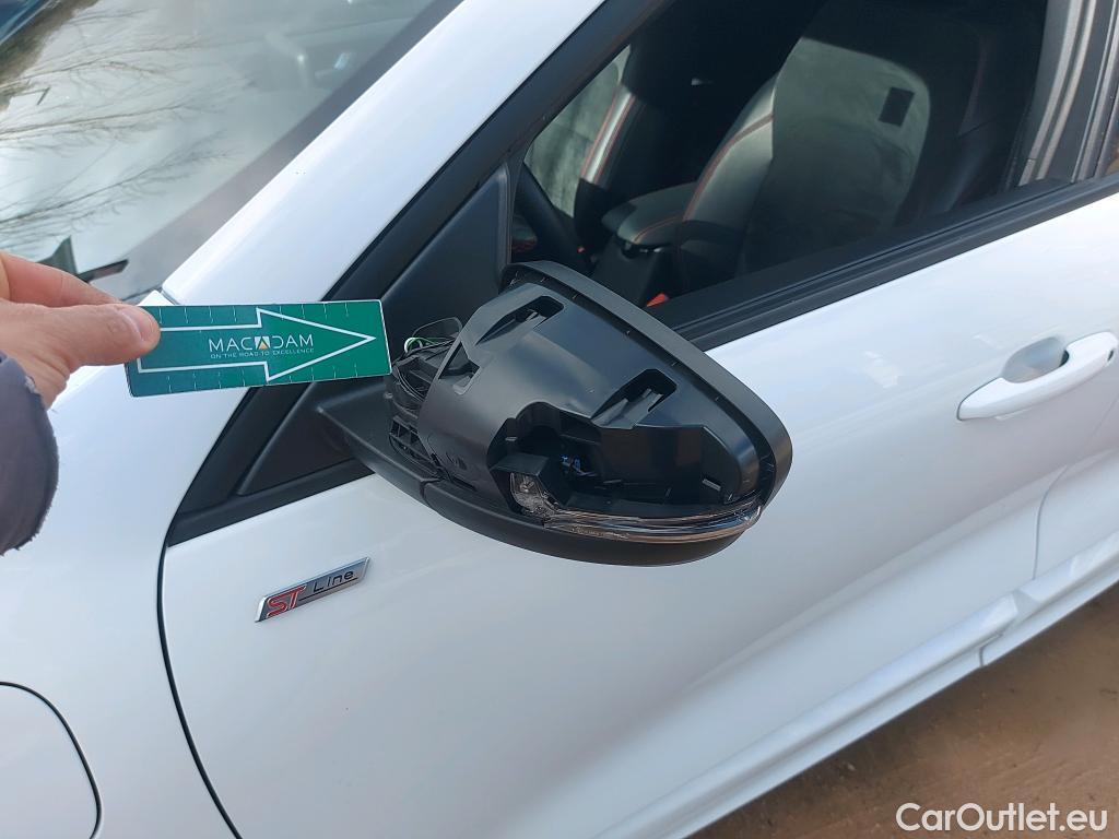  Ford  Kuga FORD  / 2019 / 5P / todoterreno ST-Line X 2.5 Duratec PHEV 165kW Auto  #3