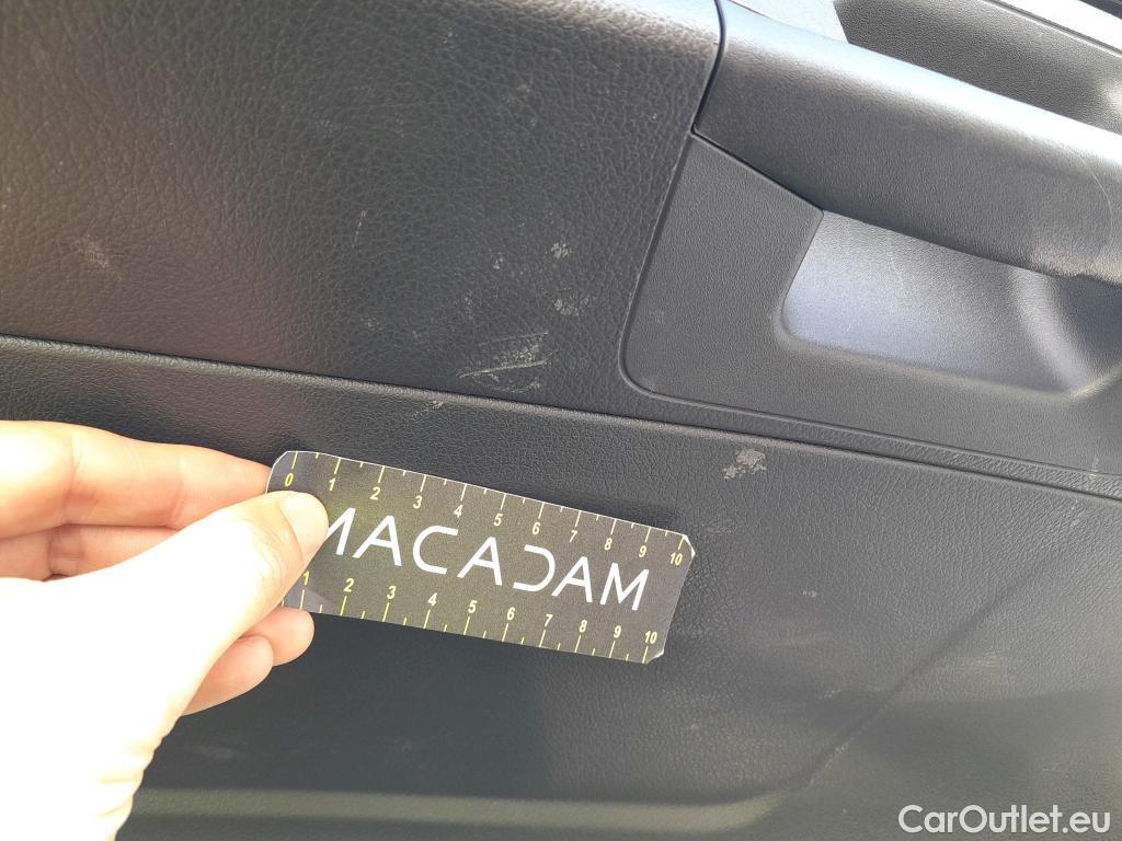  Mercedes  A-Klasse MERCEDES-BENZ Clase A / 2018 / 5P / berlina con portón A 250 e #17