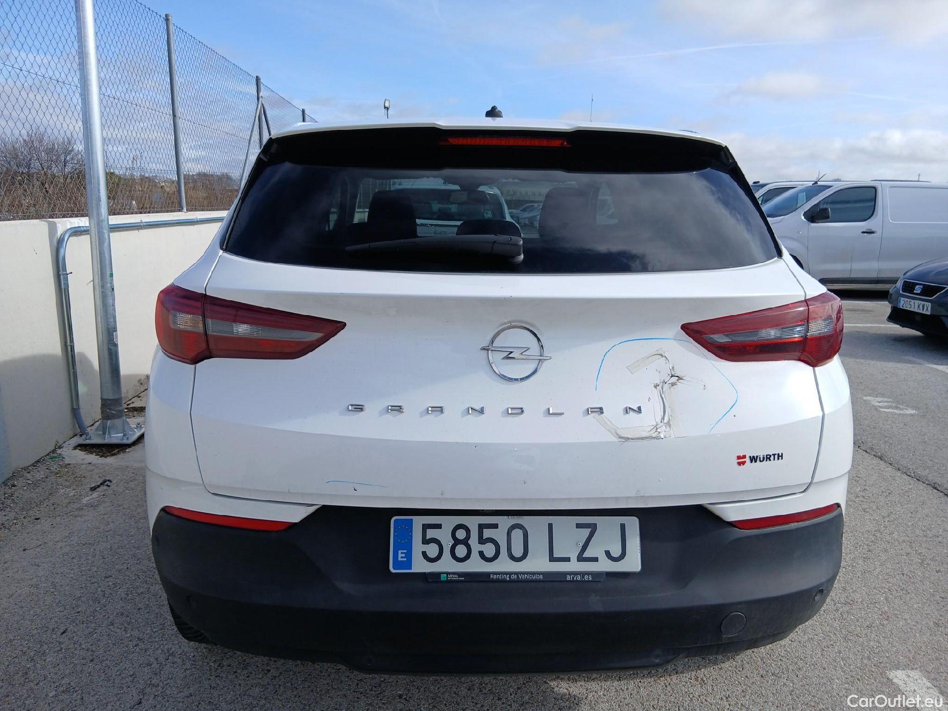  Opel   Grandland X OPEL Grandland / 2021 / 5P / todoterreno 1.5 CDTi Business Edition Auto #18