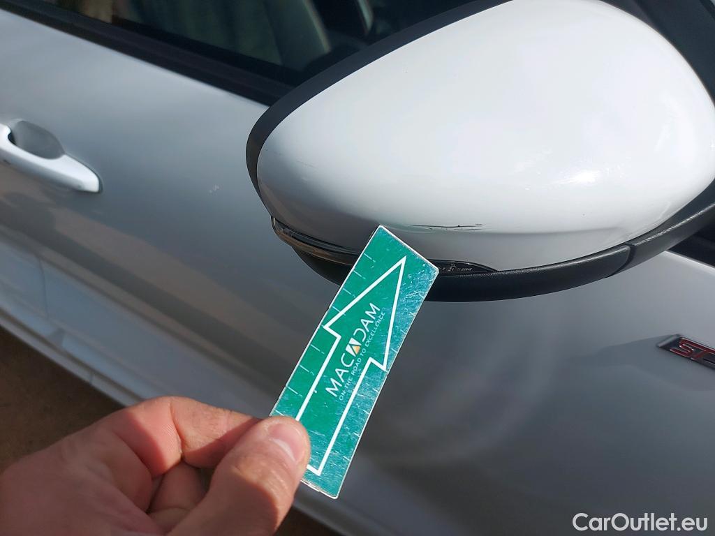  Ford  Kuga FORD  / 2019 / 5P / todoterreno ST-Line X 2.5 Duratec PHEV 165kW Auto  #13