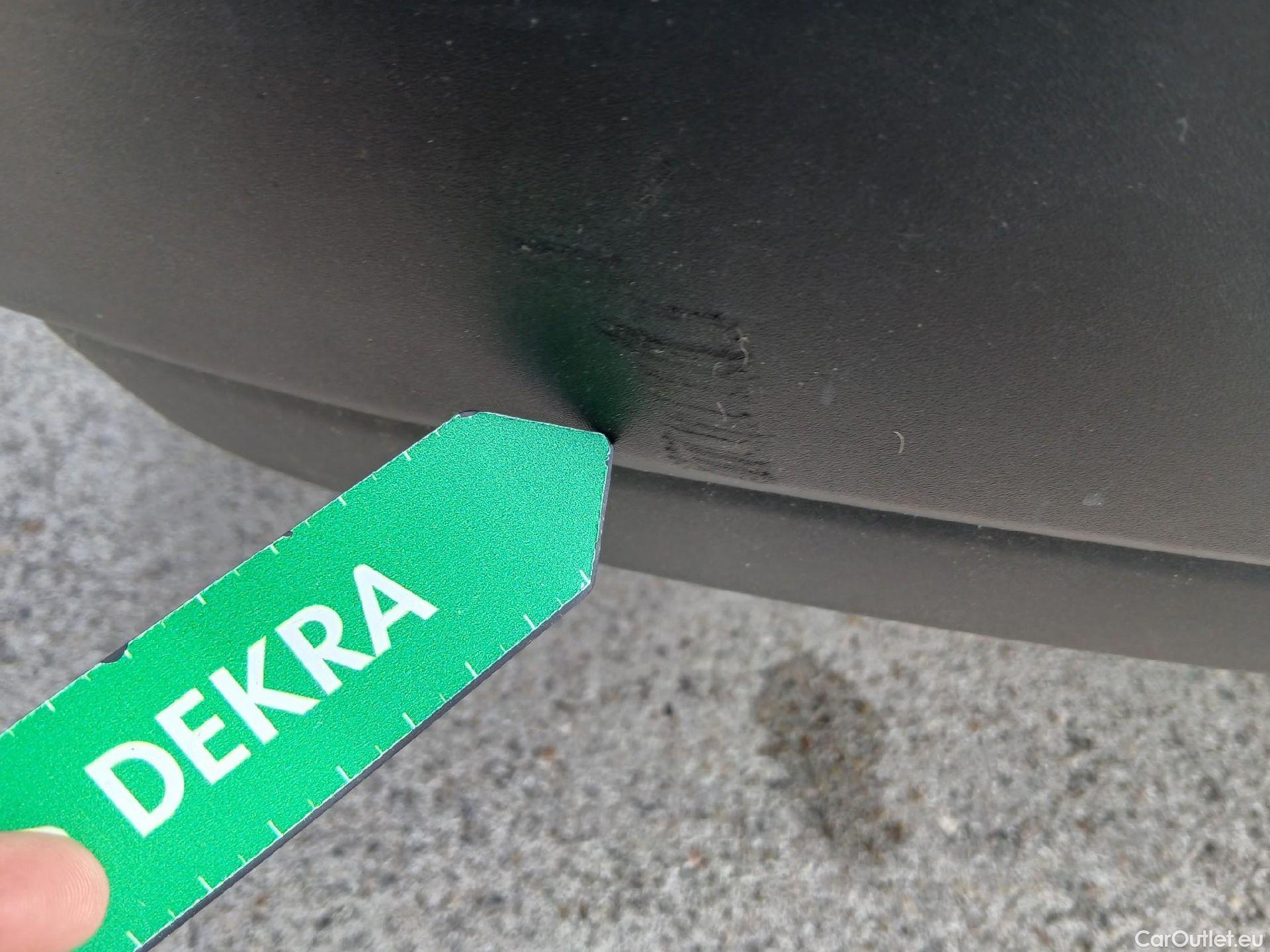  Opel   Grandland X OPEL Grandland / 2021 / 5P / todoterreno 1.5 CDTi Business Edition Auto #19