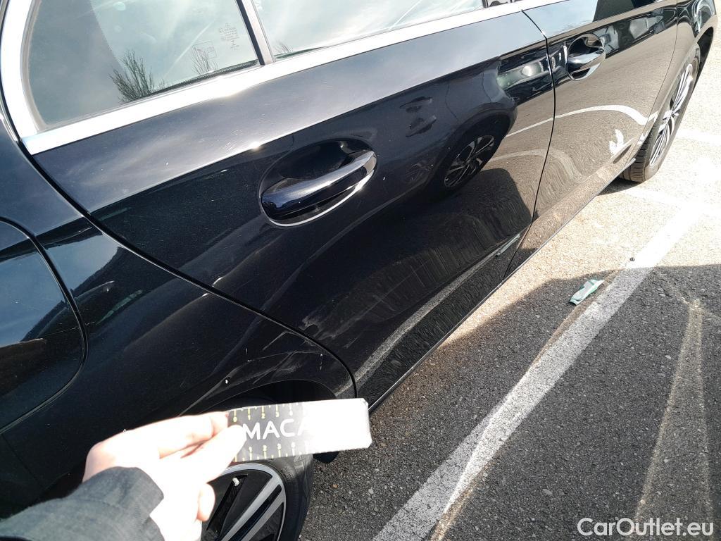  Mercedes  A-Klasse MERCEDES-BENZ Clase A / 2018 / 5P / berlina con portón A 250 e #13