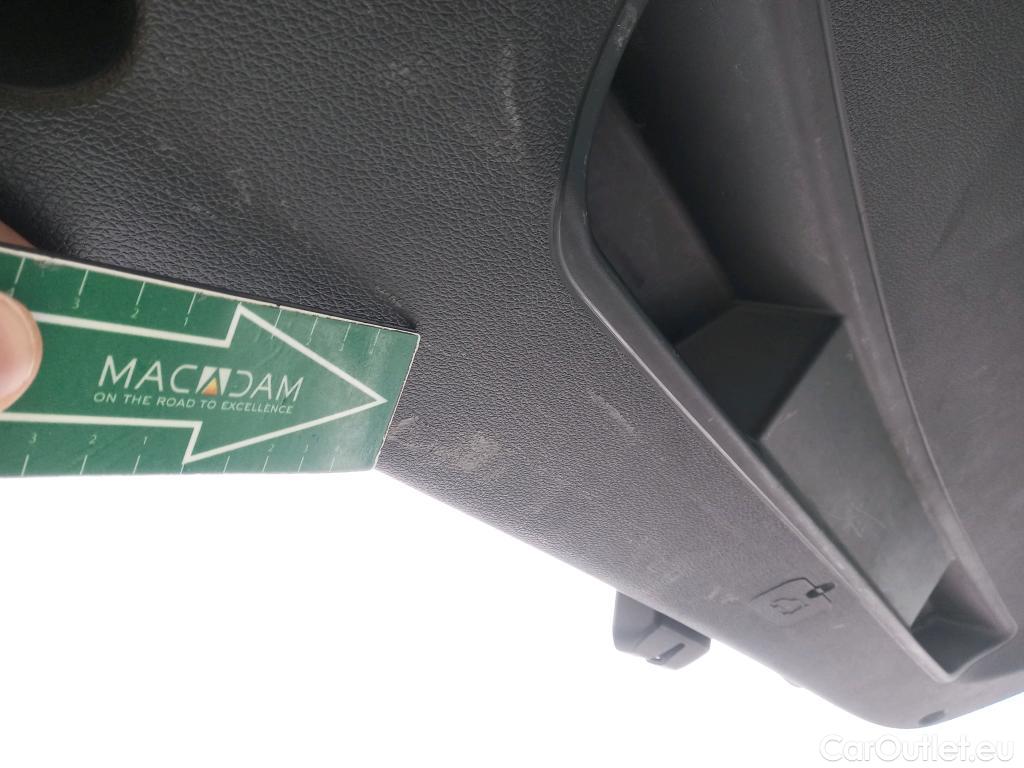  Hyundai  Tucson HYUNDAI  / 2018 / 5P / todoterreno 1.6 CRDI 100kW (136CV) 48V N-Line 4X2 #24