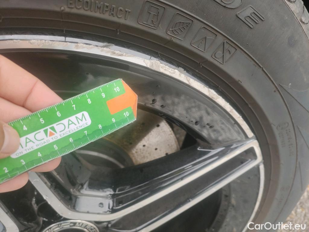  Mercedes  G-Klasee MERCEDES-BENZ GLC Coupé / 2019 / 5P / coupé GLC 220 d 4MATIC #4