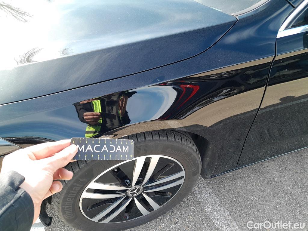  Mercedes  A-Klasse MERCEDES-BENZ Clase A / 2018 / 5P / berlina con portón A 250 e #30