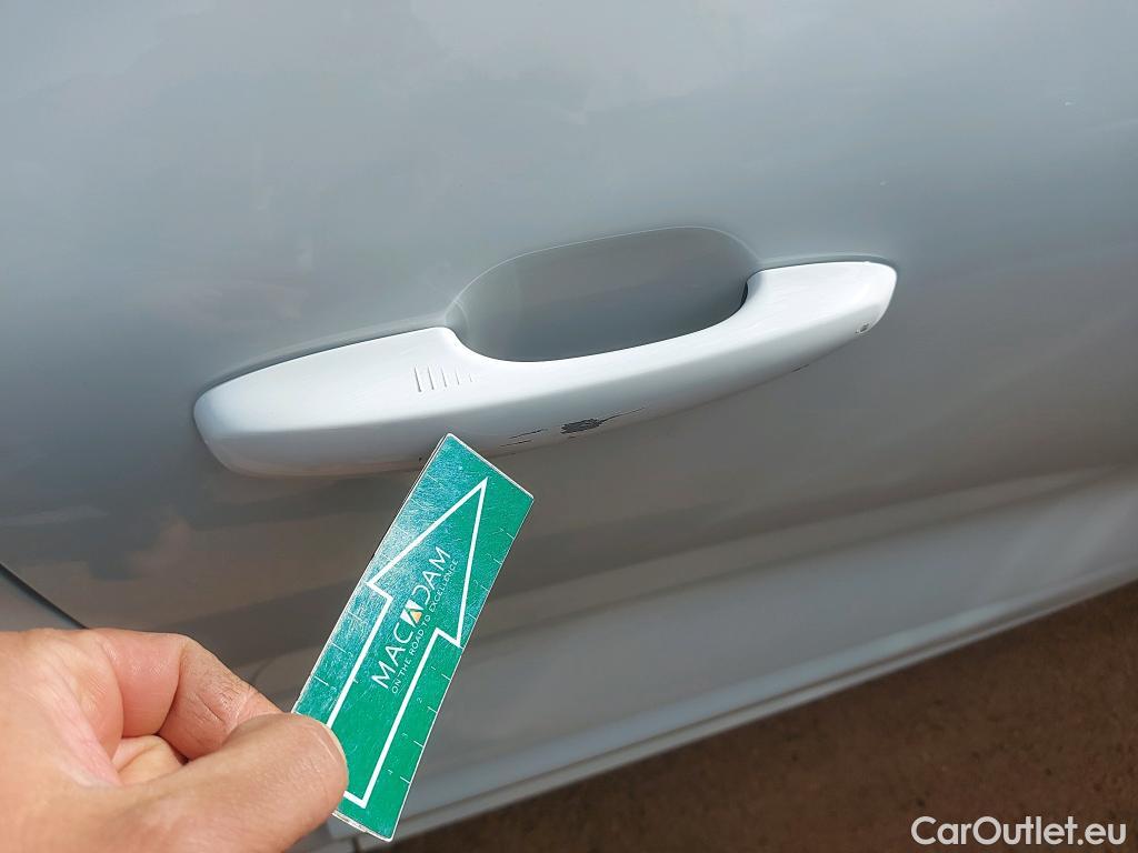  Ford  Kuga FORD  / 2019 / 5P / todoterreno ST-Line X 2.5 Duratec PHEV 165kW Auto  #17