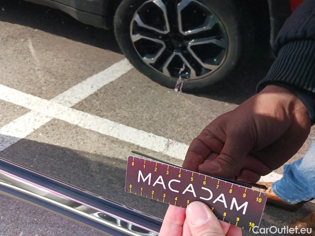  Peugeot  5008 PEUGEOT  / 2020 / 5P / todoterreno 1.6 PureTech 132KW S&S GT Pack EAT8 #9