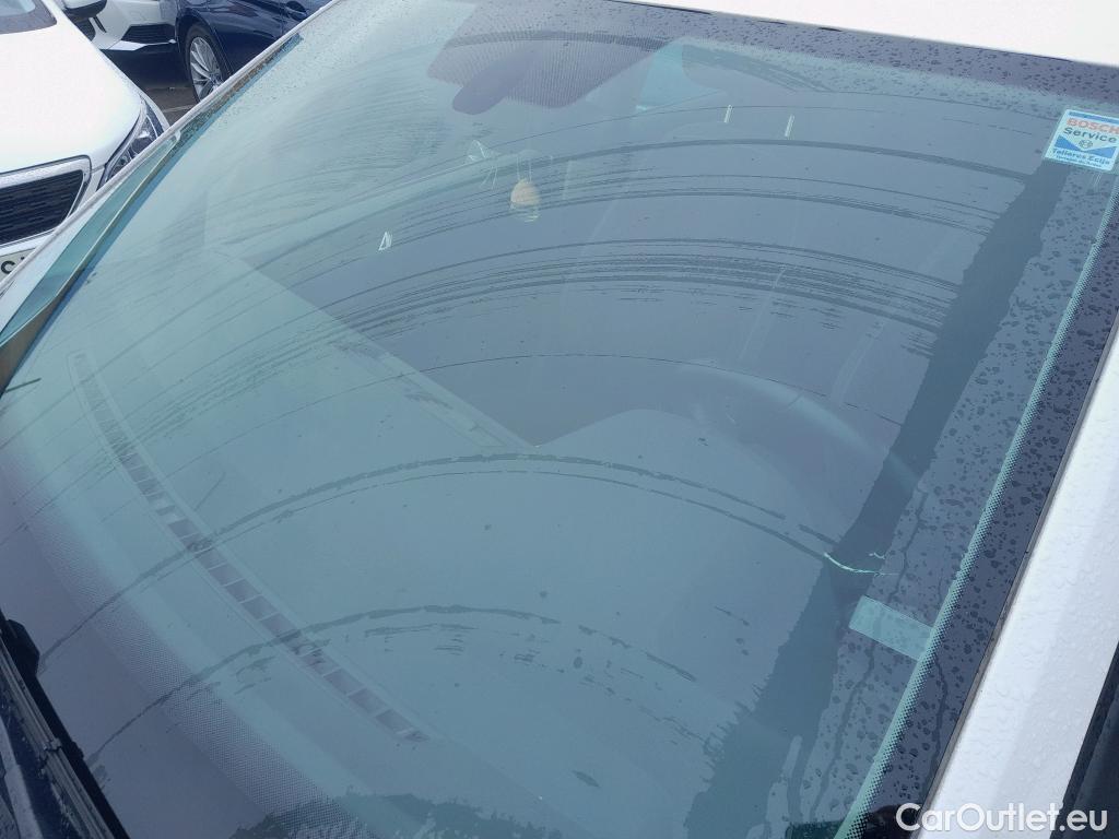  Skoda  Fabia SKODA  / 2018 / 5P / familiar 1.0 TSI 70KW (95CV) Ambition #1