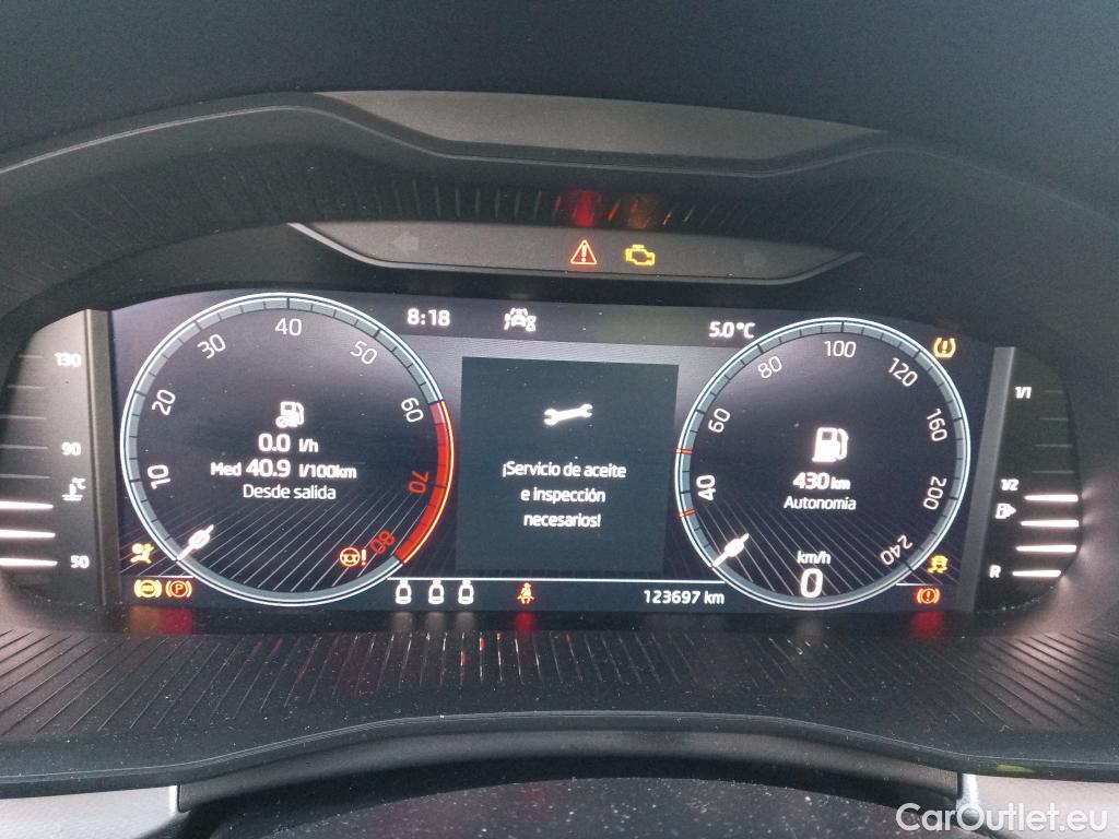  Skoda  Scala SKODA  / 2019 / 5P / berlina con portón 1.0 TSI 81KW (110 CV) Ambition #21