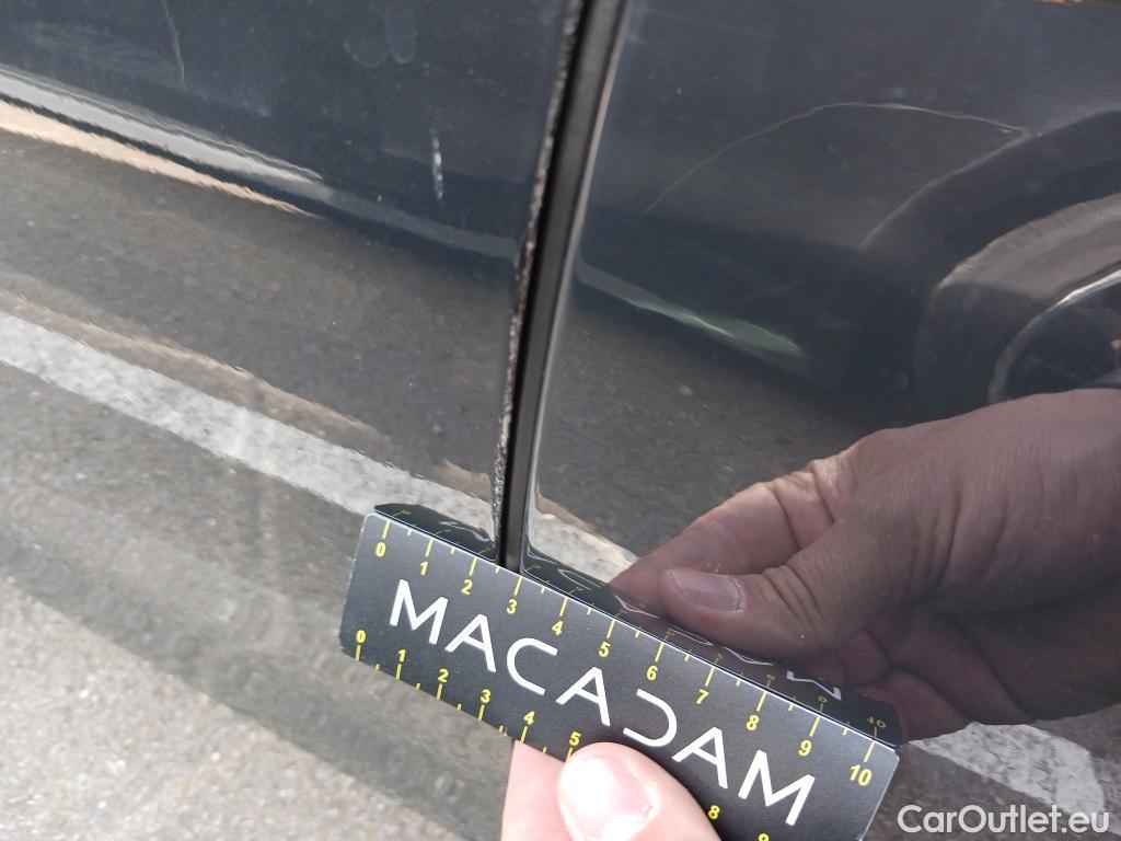  Volkswagen  Golf  VOLKSWAGEN / 2020 / 5P / familiar Life 2.0 TDI 85kW (115CV) Variant #4