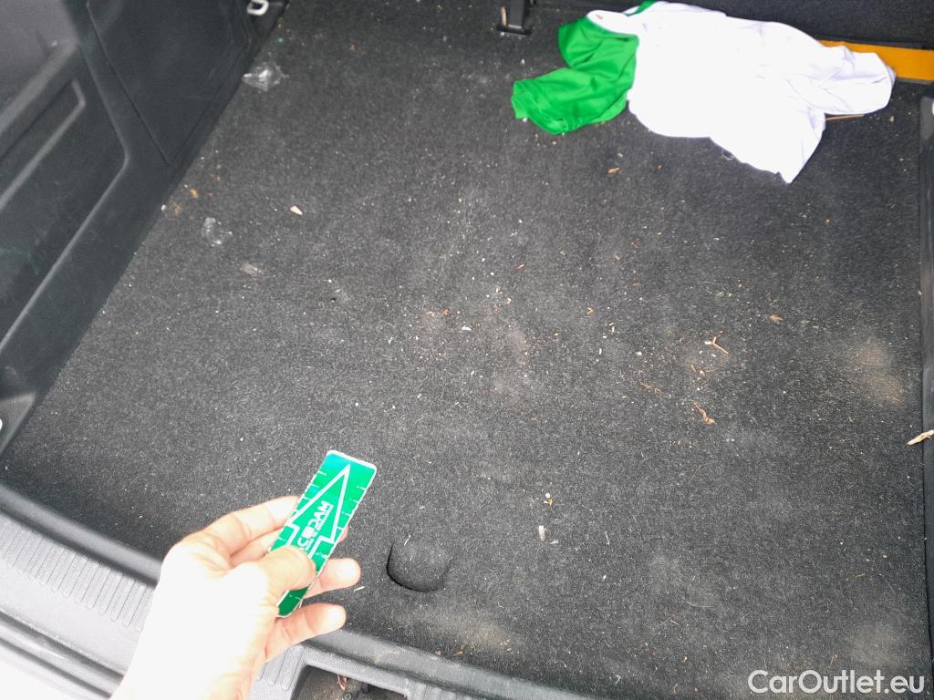  Skoda  Fabia SKODA  / 2018 / 5P / familiar 1.0 TSI 70KW (95CV) Ambition #8