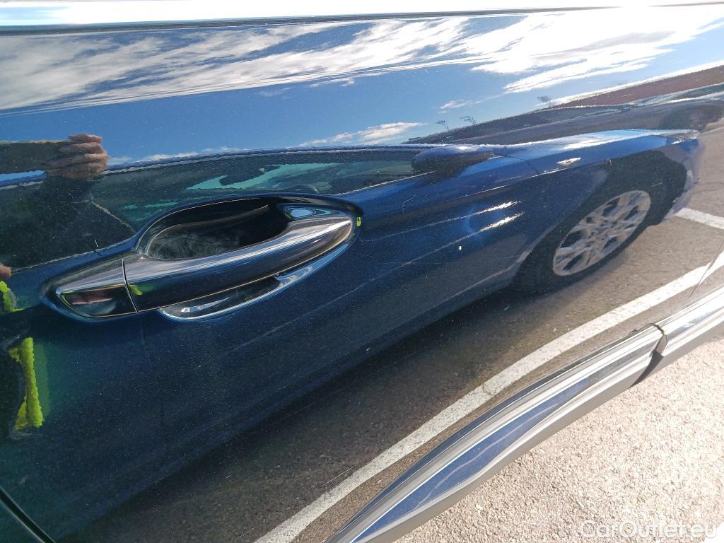  Peugeot  5008 PEUGEOT  / 2020 / 5P / todoterreno 1.6 PureTech 132KW S&S GT Pack EAT8 #16