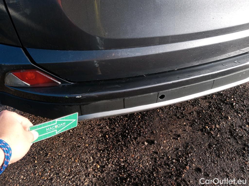  Toyota  RAV4 TOYOTA  / 2015 / 5P / todoterreno 2.5l hybrid 4WD Advance #39