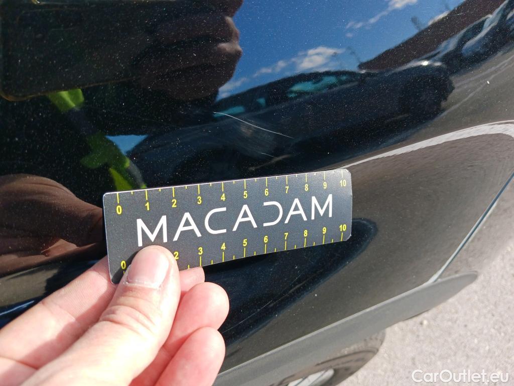  Peugeot  5008 PEUGEOT  / 2020 / 5P / todoterreno 1.6 PureTech 132KW S&S GT Pack EAT8 #26