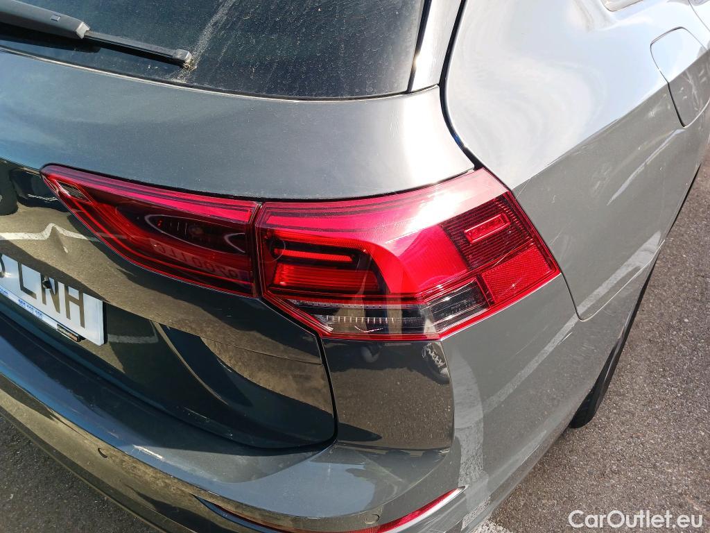  Volkswagen  Golf  VOLKSWAGEN / 2020 / 5P / familiar Life 2.0 TDI 85kW (115CV) Variant #37