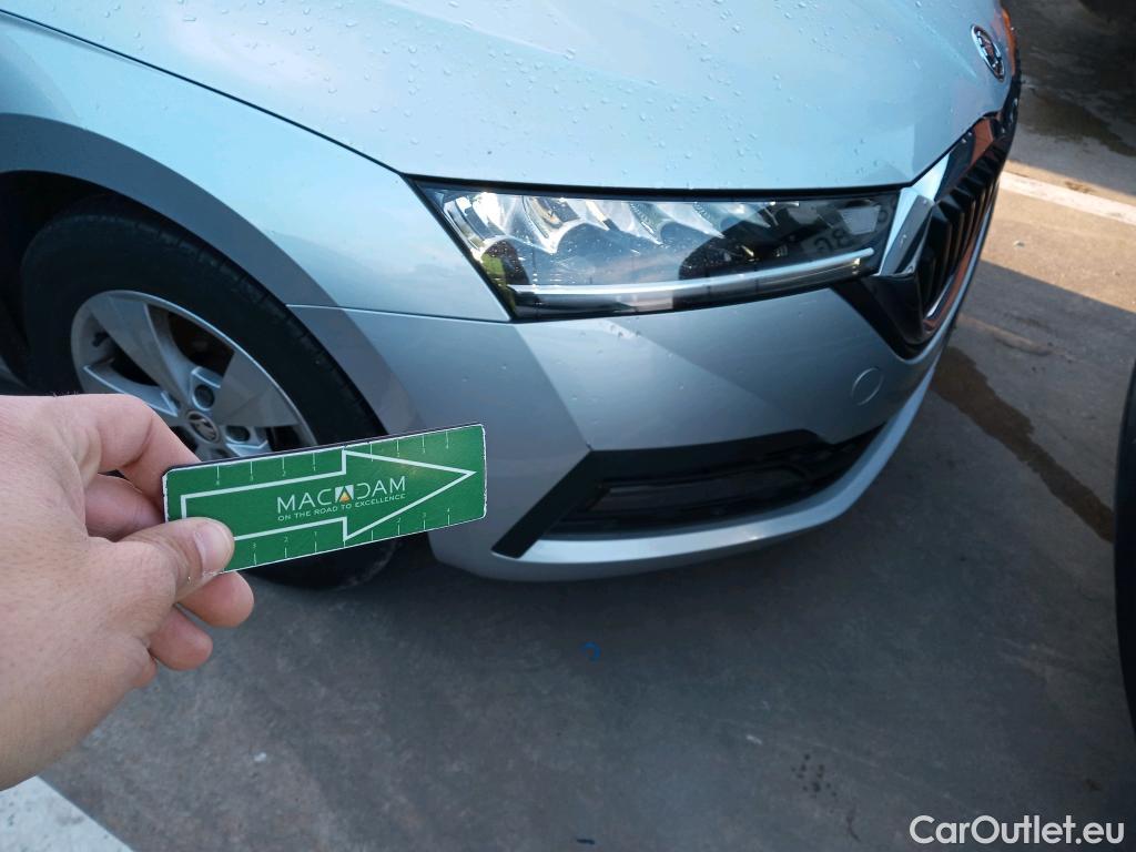  Skoda  Octavia SKODA  / 2020 / 5P / berlina con portón 2.0 TDI 85kW (115 CV) Manual Ambition #8