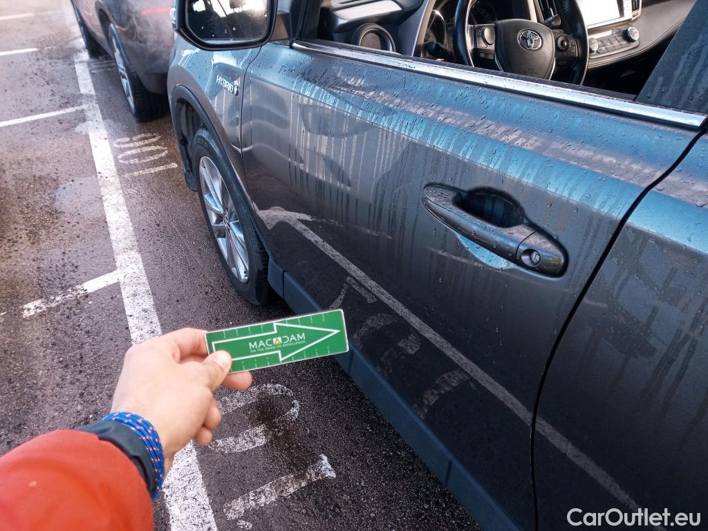  Toyota  RAV4 TOYOTA  / 2015 / 5P / todoterreno 2.5l hybrid 4WD Advance #6