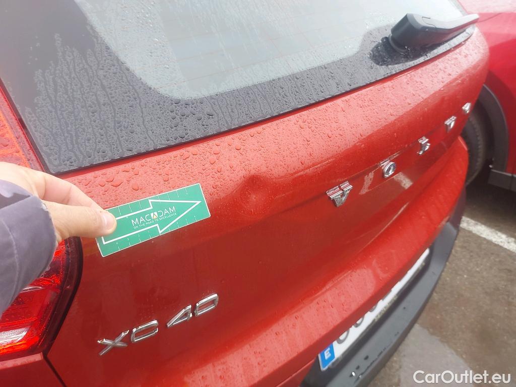  Volvo  XC 40 VOLVO XC40 / 2017 / 5P / todoterreno 1.5 T5 Twin Recharge Inscription Ex Auto #2