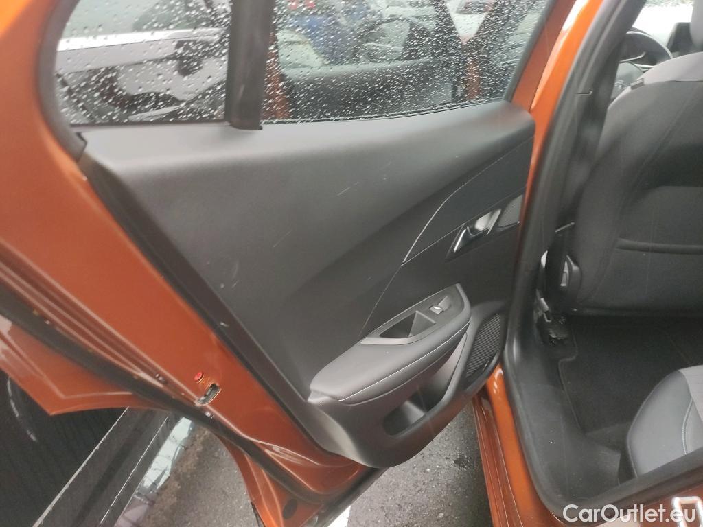  Peugeot  2008 PEUGEOT  / 2019 / 5P / todoterreno Allure Puretech 130 S&S EAT8 #7