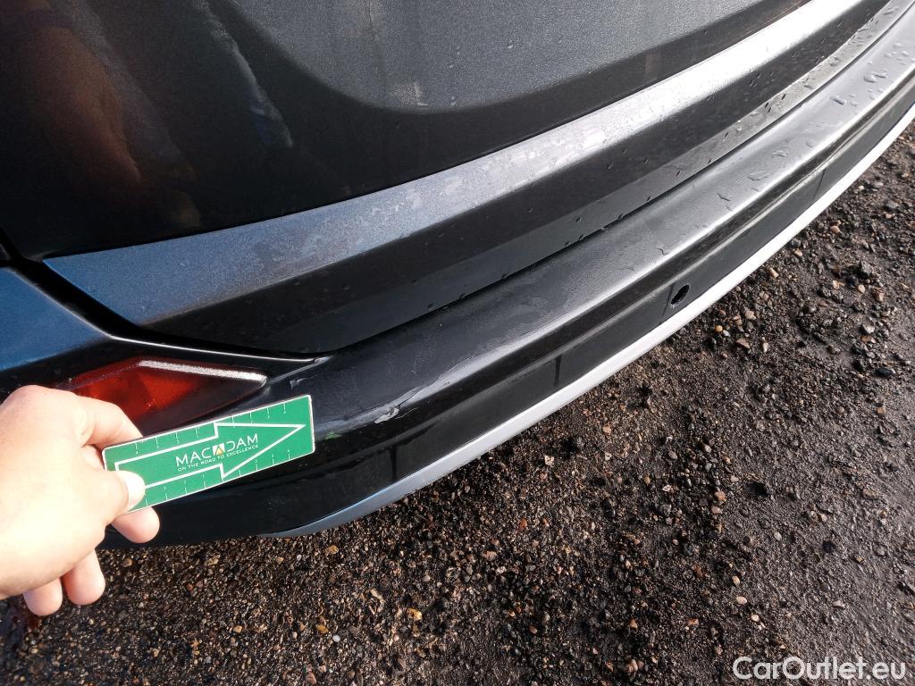  Toyota  RAV4 TOYOTA  / 2015 / 5P / todoterreno 2.5l hybrid 4WD Advance #35