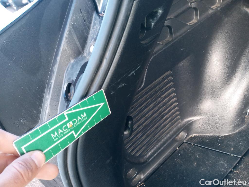  Toyota  RAV4 TOYOTA  / 2015 / 5P / todoterreno 2.5l hybrid 4WD Advance #28