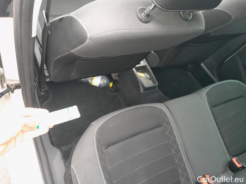  Skoda  Fabia SKODA  / 2018 / 5P / familiar 1.0 TSI 70KW (95CV) Ambition #9