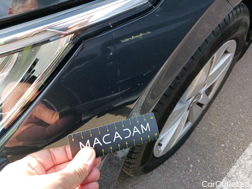  Volkswagen  Golf  VOLKSWAGEN / 2020 / 5P / familiar Life 2.0 TDI 85kW (115CV) Variant #20