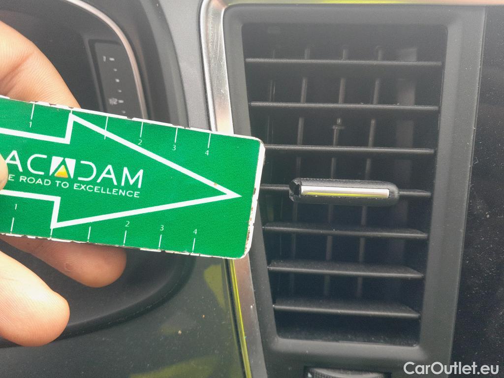  Seat  ATECA SEAT  / 2016 / 5P / todoterreno 1.5 TSI 110kW St&Sp Style XL(SP) #4